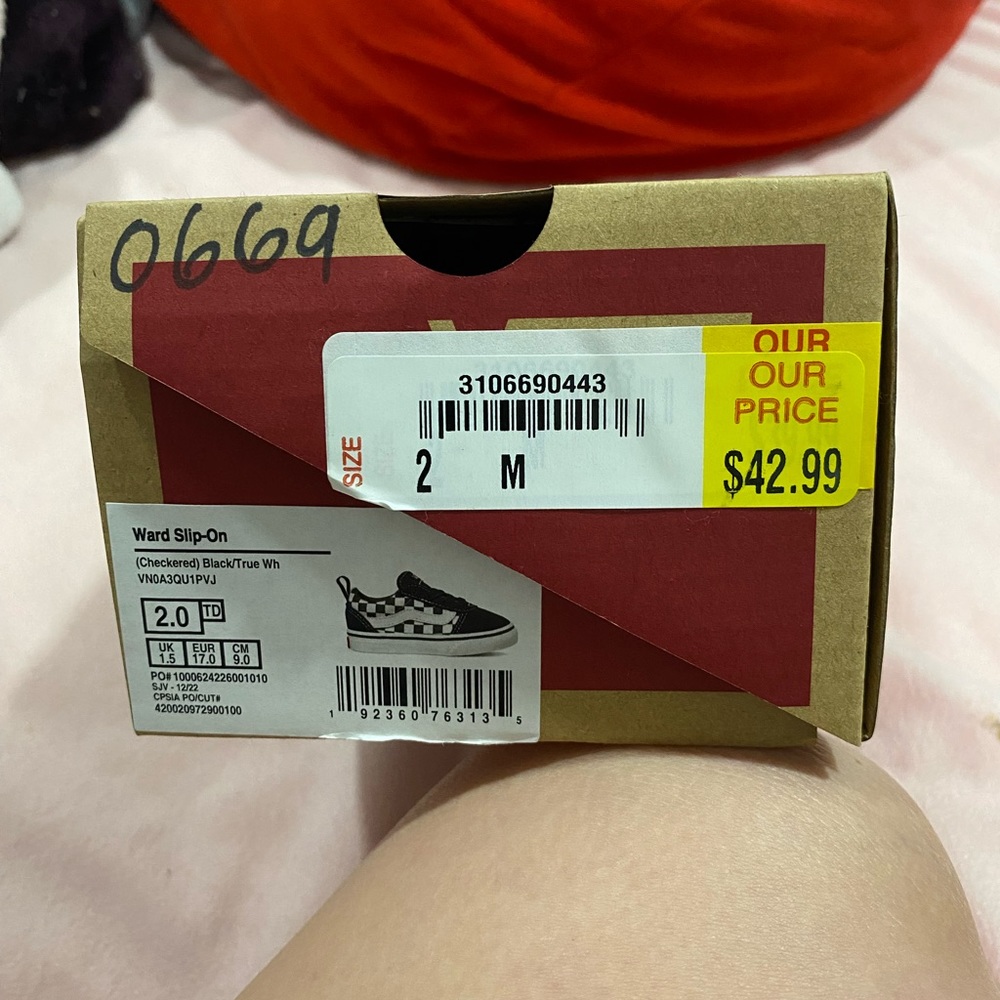 Baby’s vans size 2c